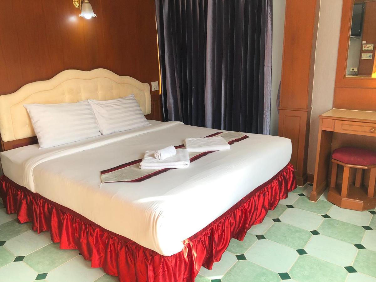 Lamai Inn Patong Exterior photo